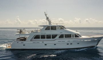 Splash yacht Charter Price