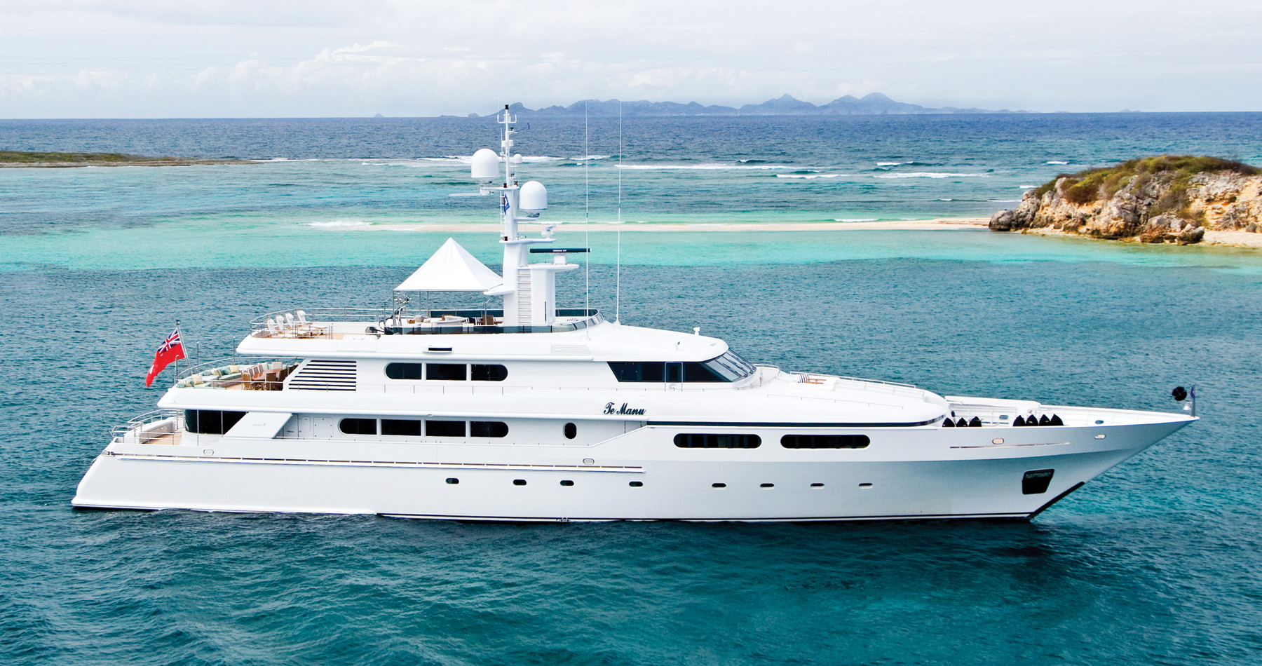 TE MANU charter specs and number of guests