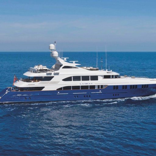 LA DEA II yacht Charter Price