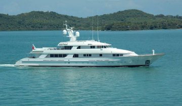 BRAVEHEART yacht Charter Price