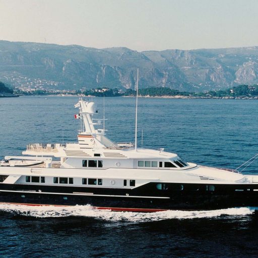 CHANTAL MA VIE yacht charter interior tour