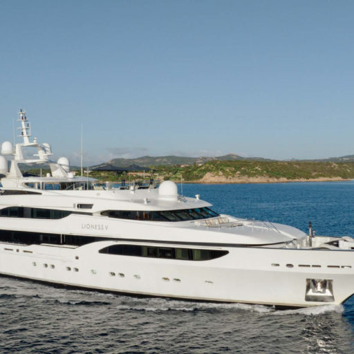 LIONESS V yacht charter interior tour