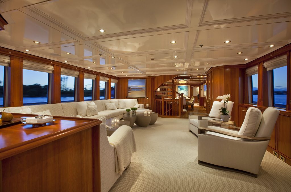 MILK & HONEY yacht