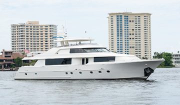 WILD KINGDOM yacht Charter Price