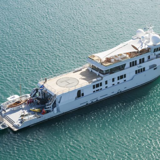 SuRi charter specs and number of guests