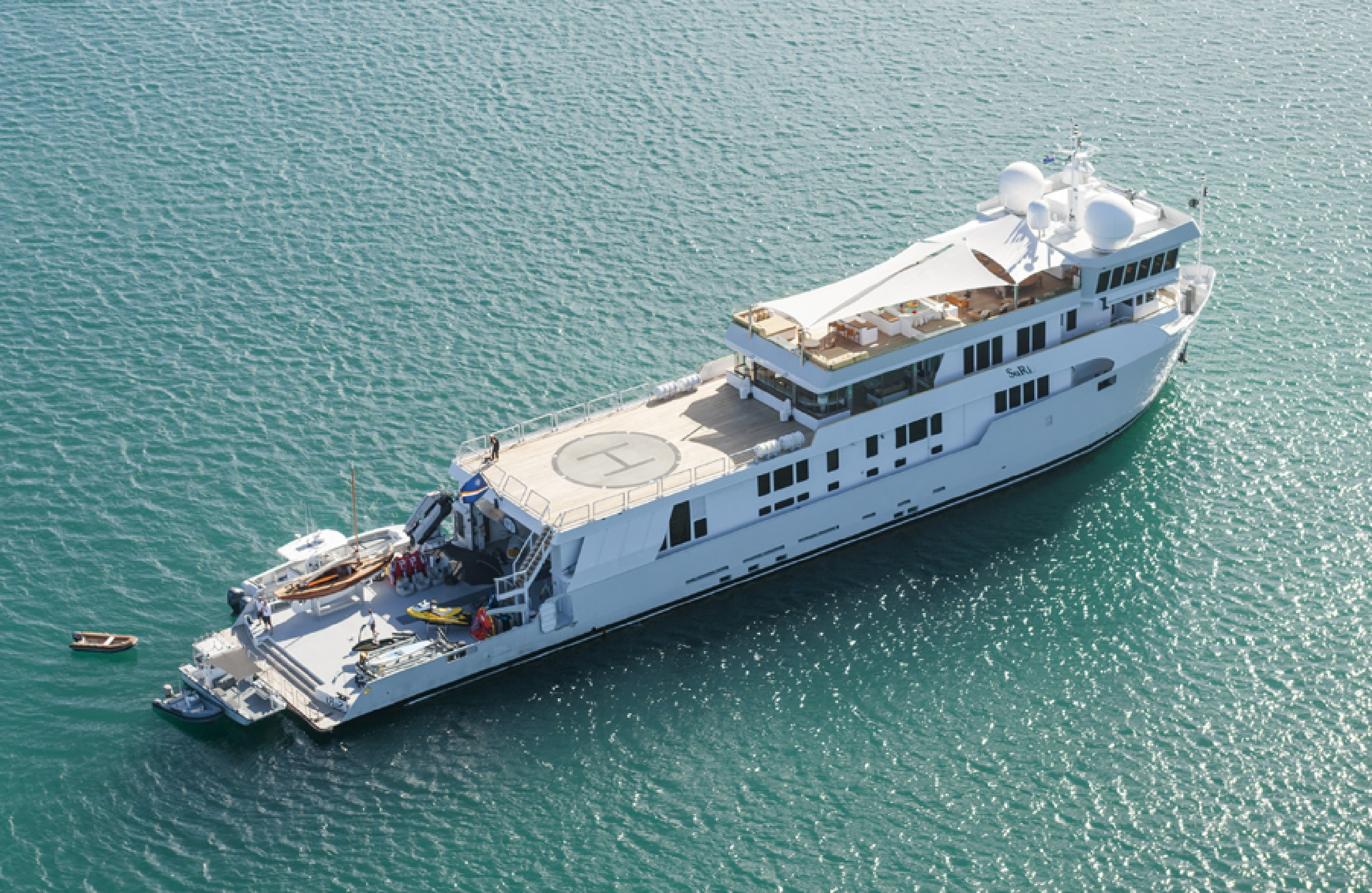 SuRi charter specs and number of guests