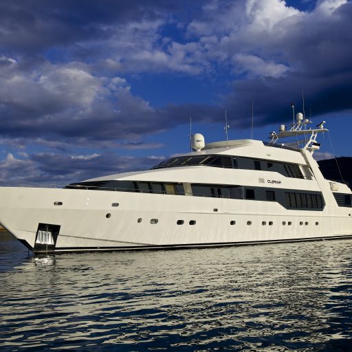 O’Leanna yacht Charter Price