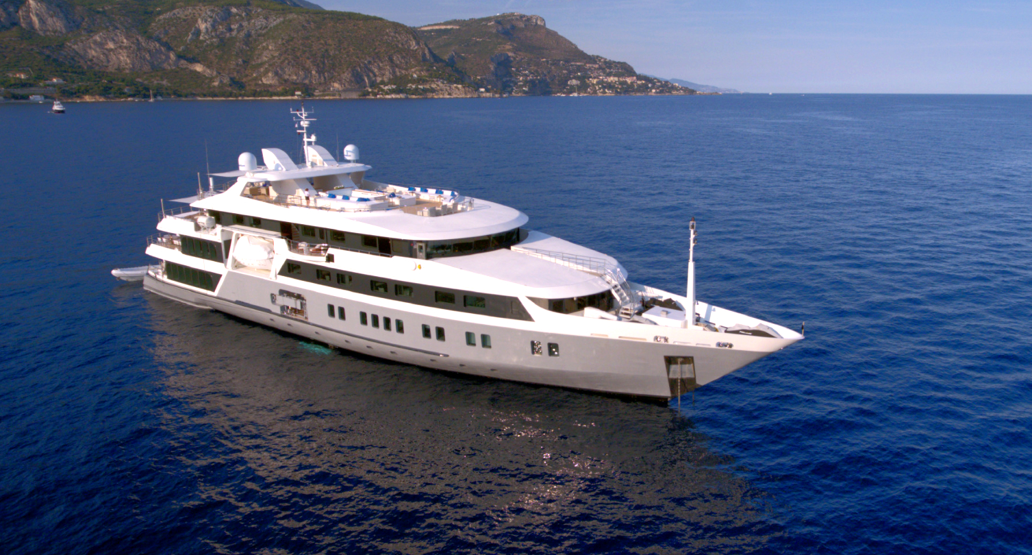 SERENITY charter specs and number of guests