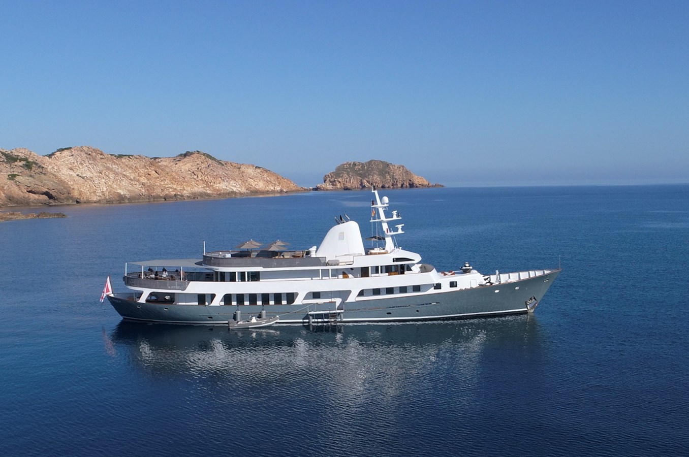 MENORCA charter specs and number of guests