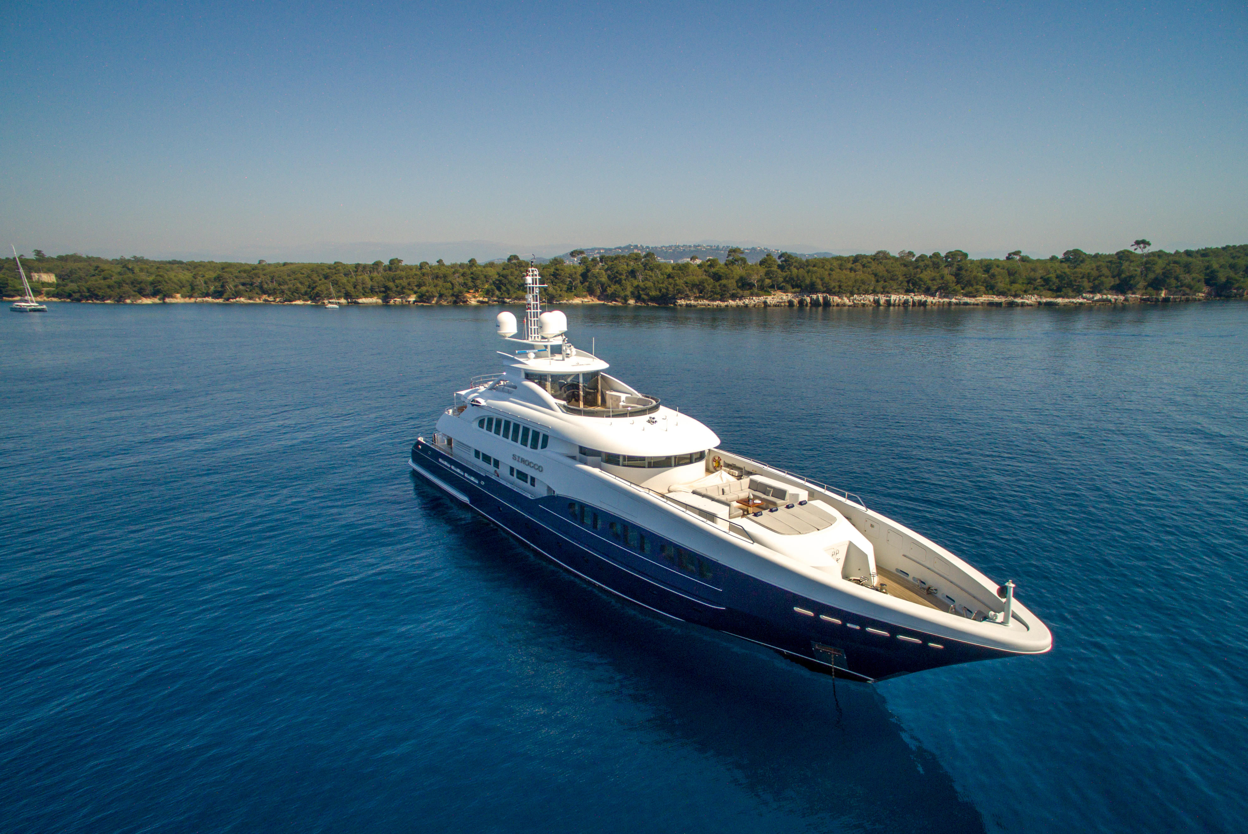 Sirocco charter specs and number of guests