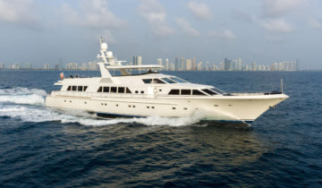 SEA CLASS yacht Charter Price