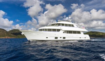 108 PARAGON TRI-DECK yacht Charter Price