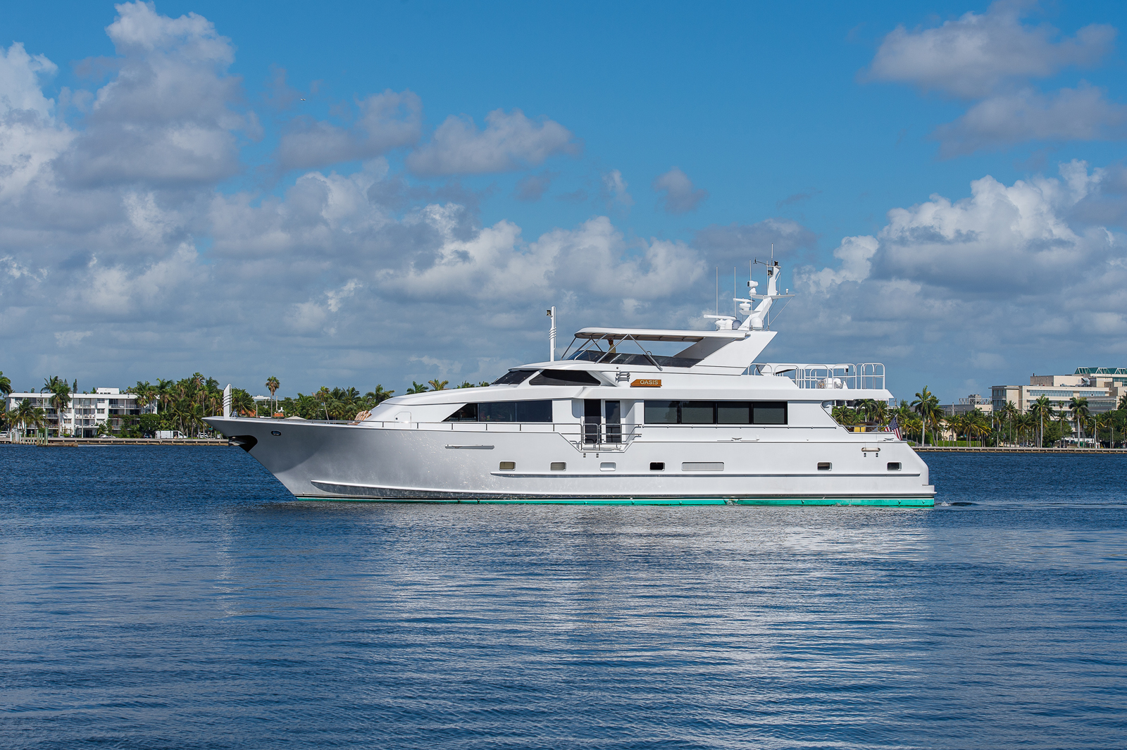 OASIS charter specs and number of guests