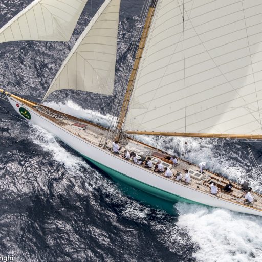 Mariska yacht Charter Price