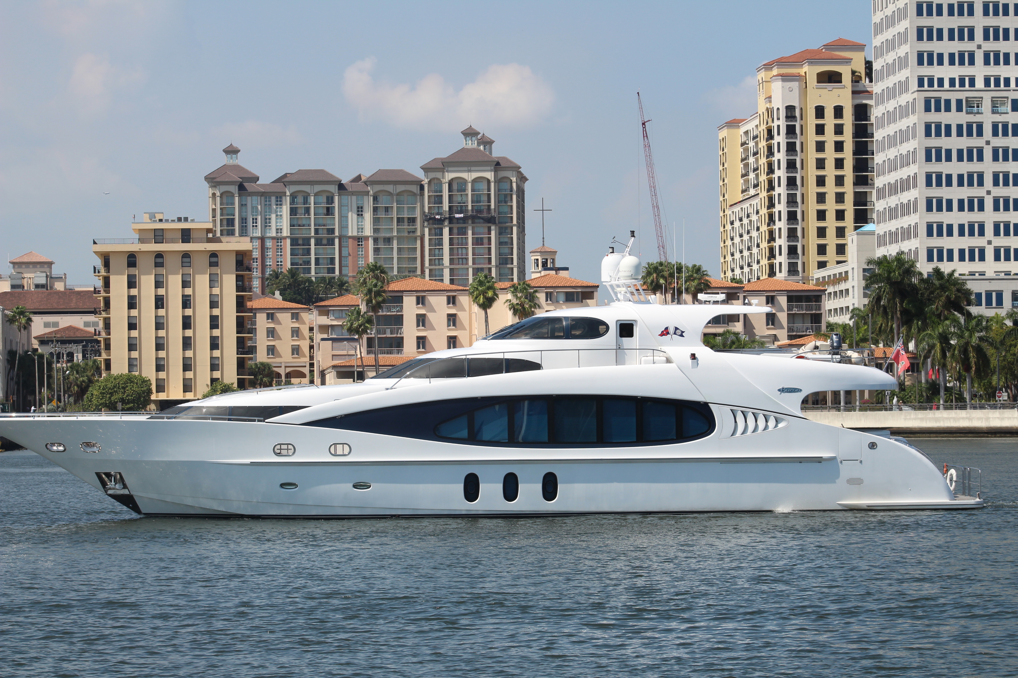 Sea Breeze charter specs and number of guests