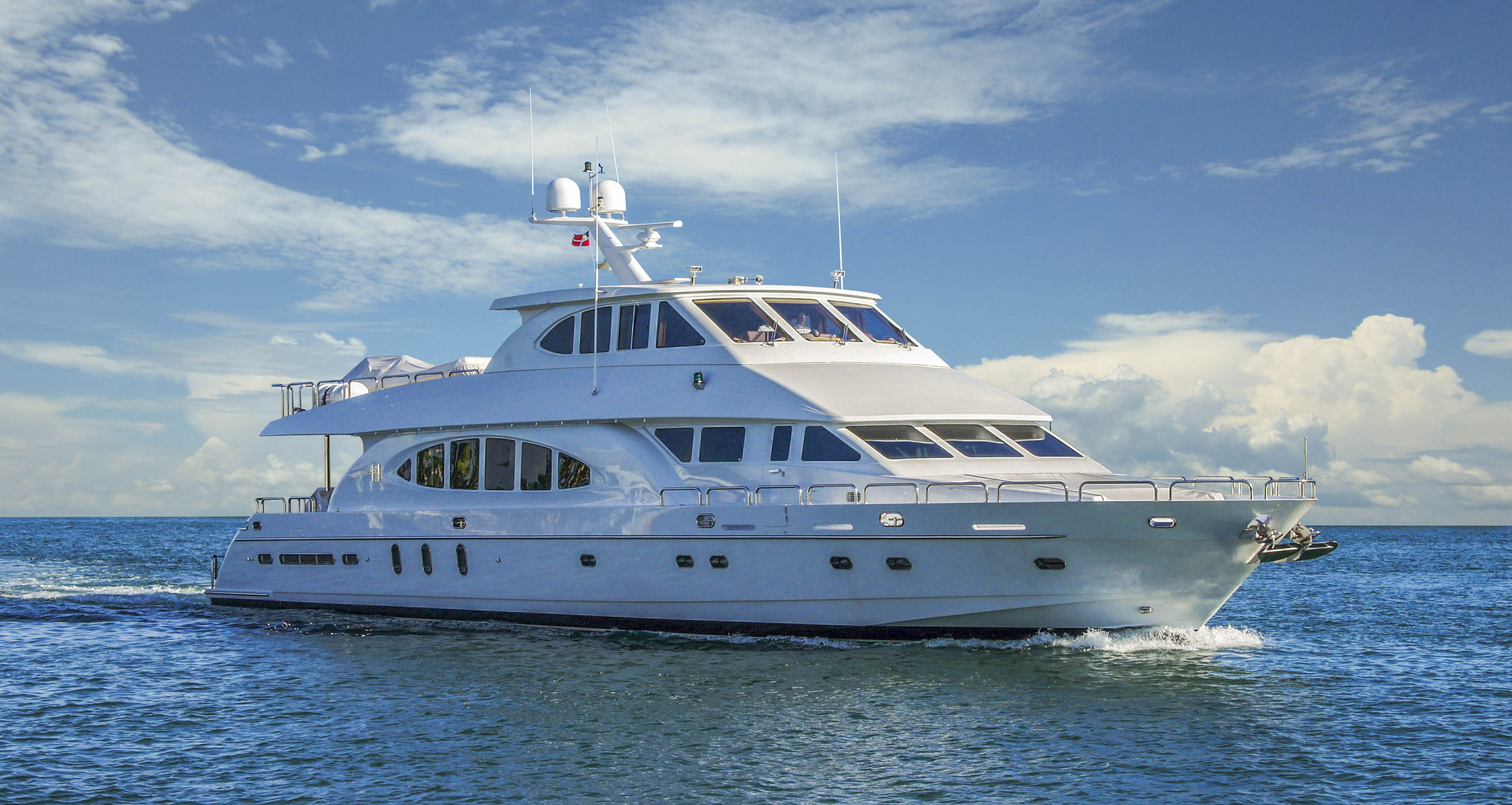 LADY DE ANNE V specs with detailed specification and builder summary
