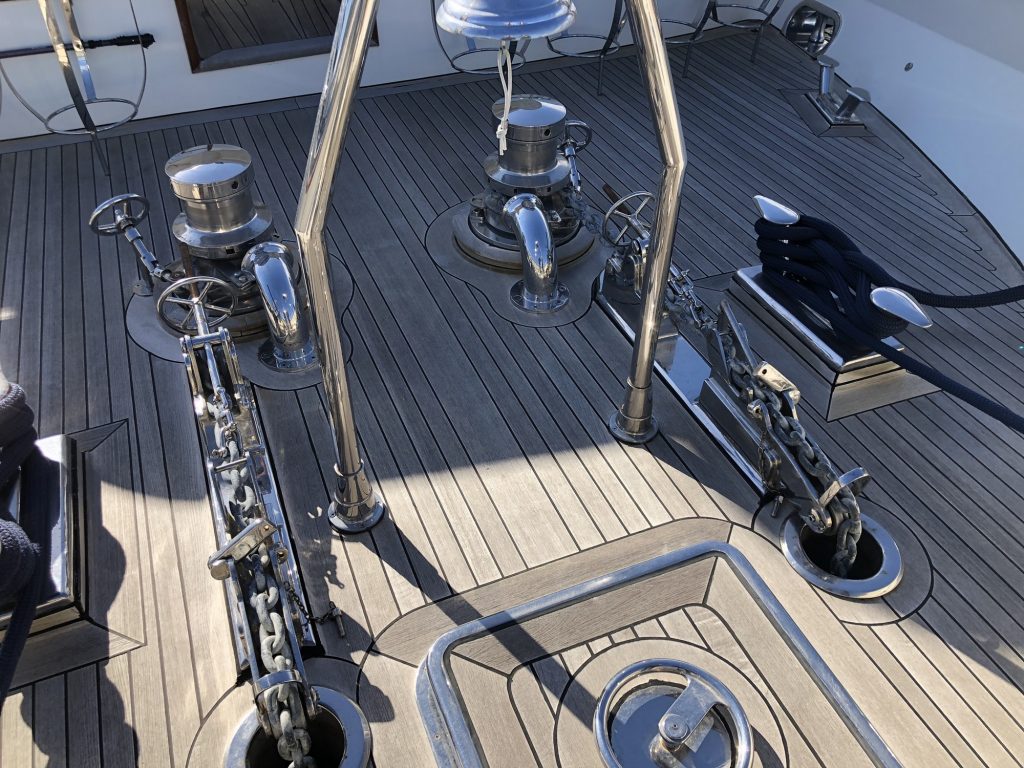 KUYIS yacht