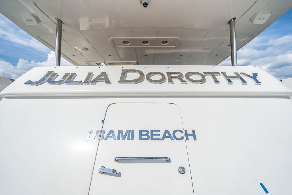 JULIA DOROTHY yacht