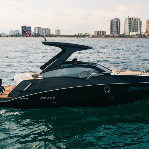 FS 290 CONCEPT yacht Nearby