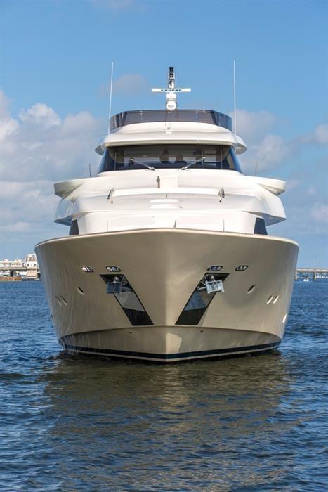 SLAINTE III yacht