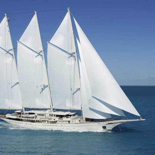 athena 4 yacht