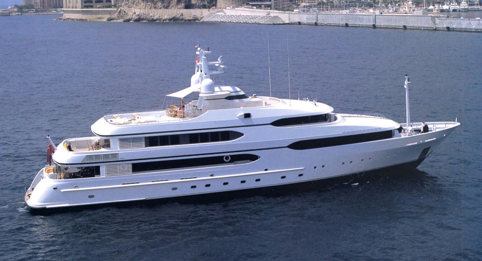 amanti yacht for sale
