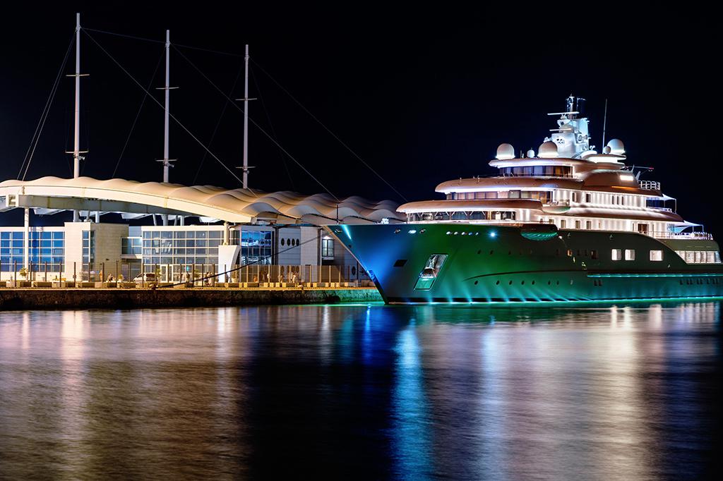 kotek luxury yacht brokers