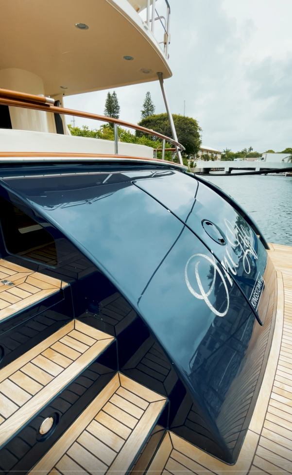 one life yacht
