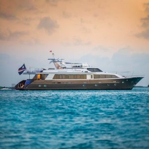 UNBRIDLED Crescent yacht for sale with Merle Wood & Associates